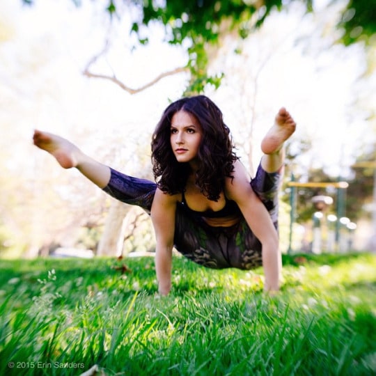 Erin Sanders 015