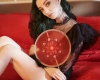 Emma Dumont 02_inPixio