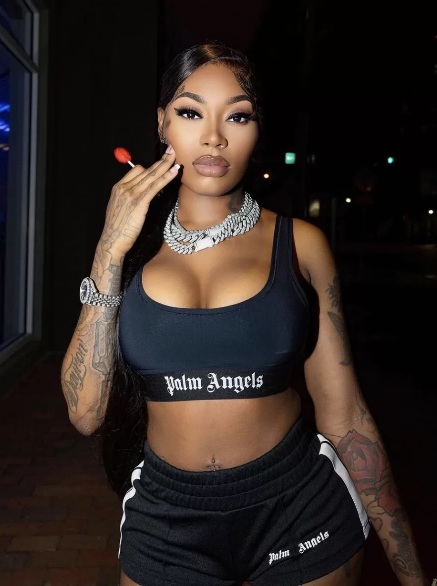 Asian Doll 09